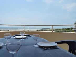 Cap d'Agde : T2 avec piscine, parking, à 50m de la plage - FR-1-249-71